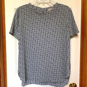 Loft button back top